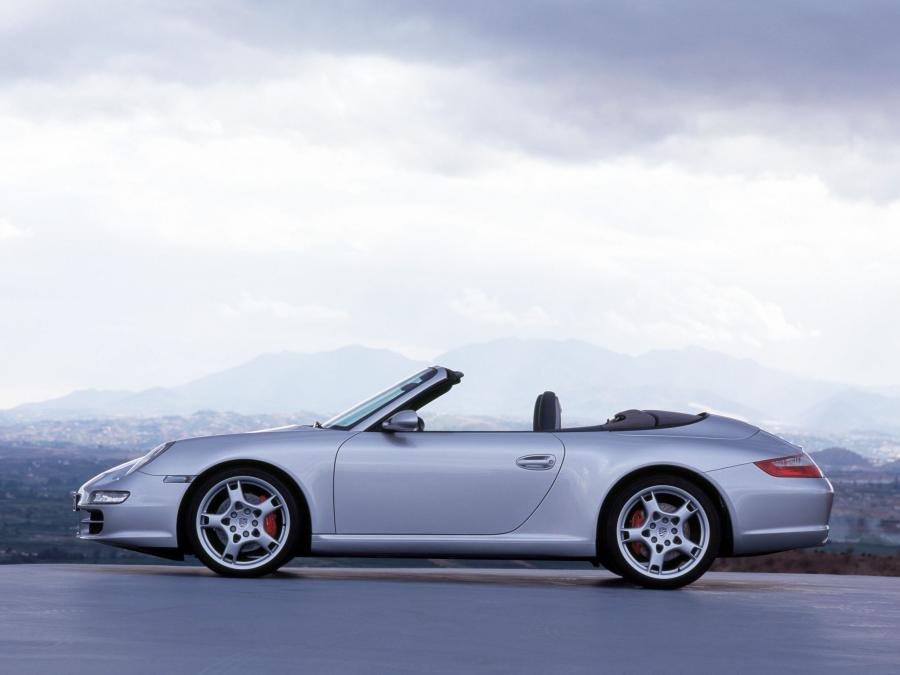  Porsche 911 Carrera S Cabriolet 2005 года  (фото 3 из 36)